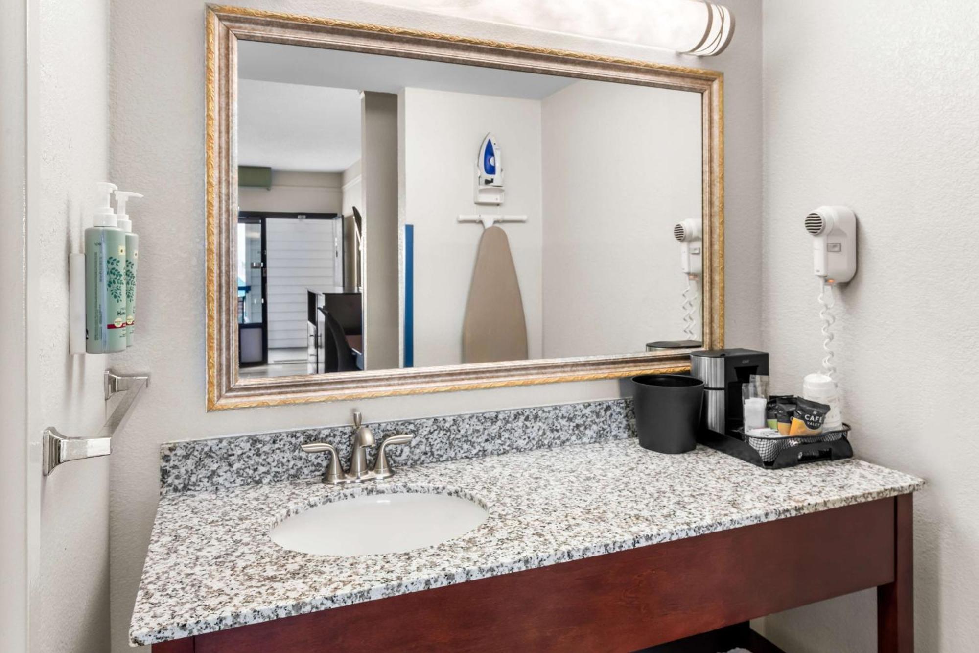 Best Western Kent Narrows Inn Grasonville Екстериор снимка